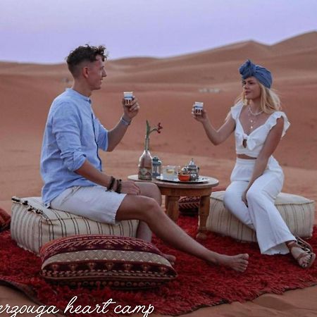 Merzouga Heart Camp מראה חיצוני תמונה